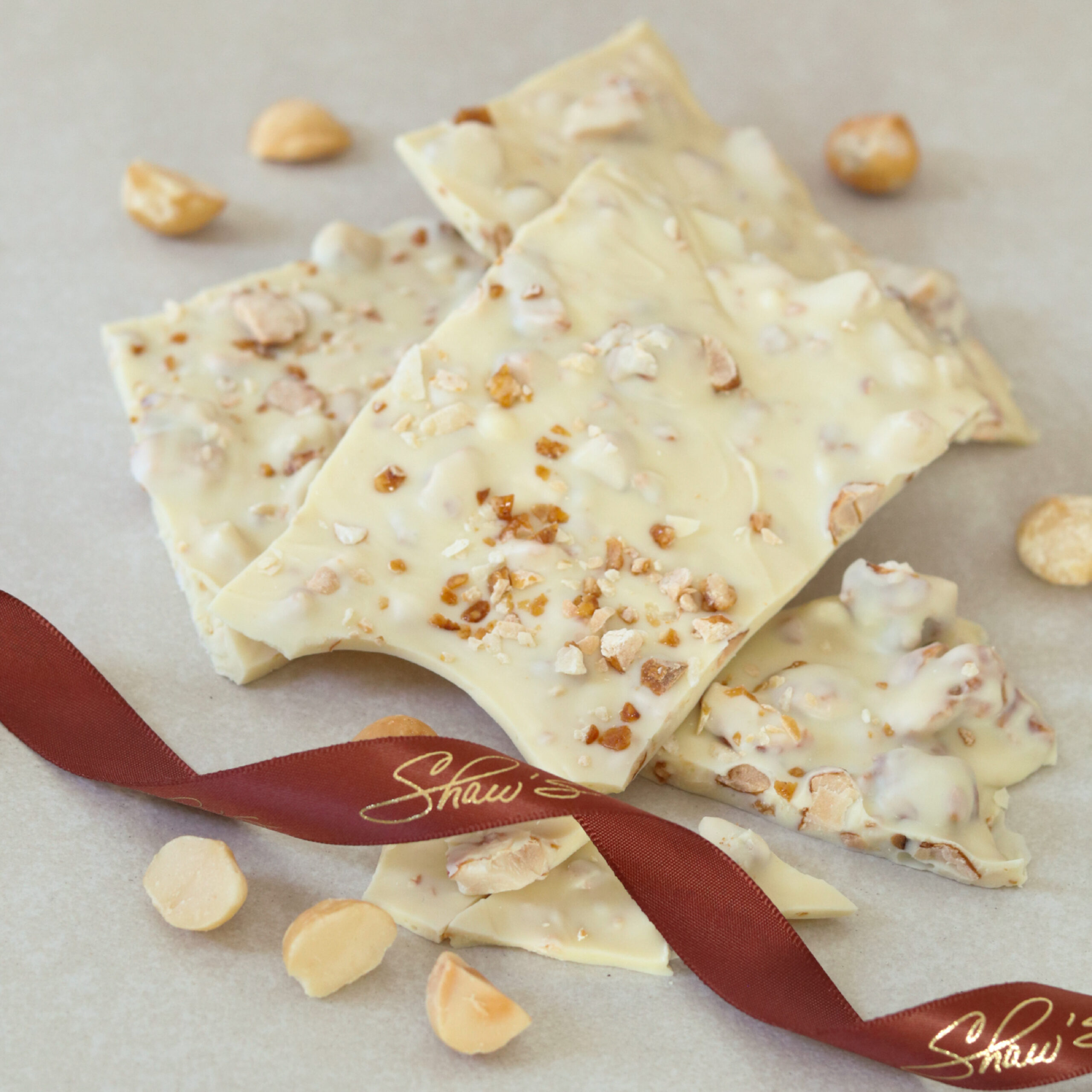 Bark de Choc. Blanco con Macadamias