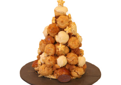Croquembouche Choc Blanco Shaws